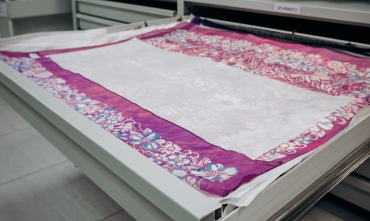 Стеллажи с выдвижными ящикам